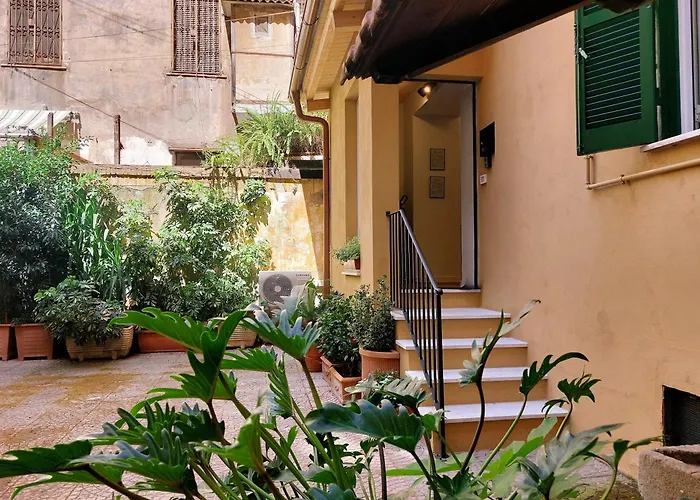 Holy Mary Lovely Apartament *